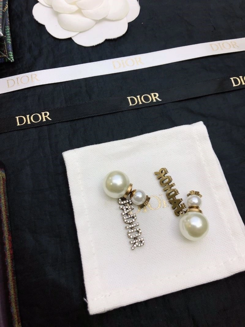 Christian Dior Earrings EyeCatching 234136
