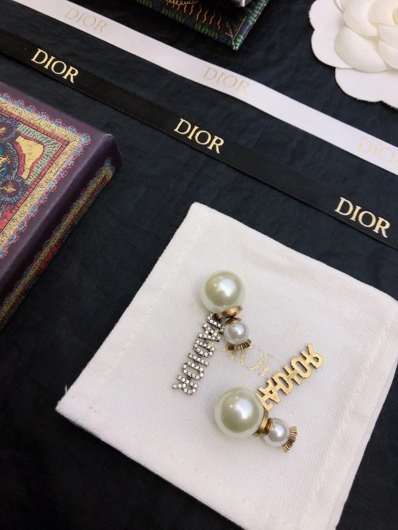 Christian Dior Earrings EyeCatching 234136