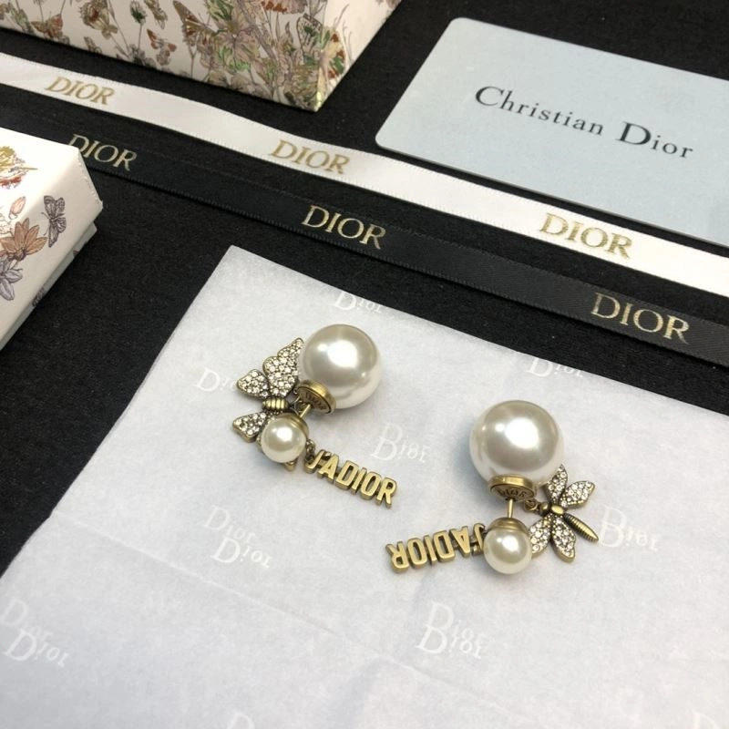 Christian Dior Earrings Effortless 234283