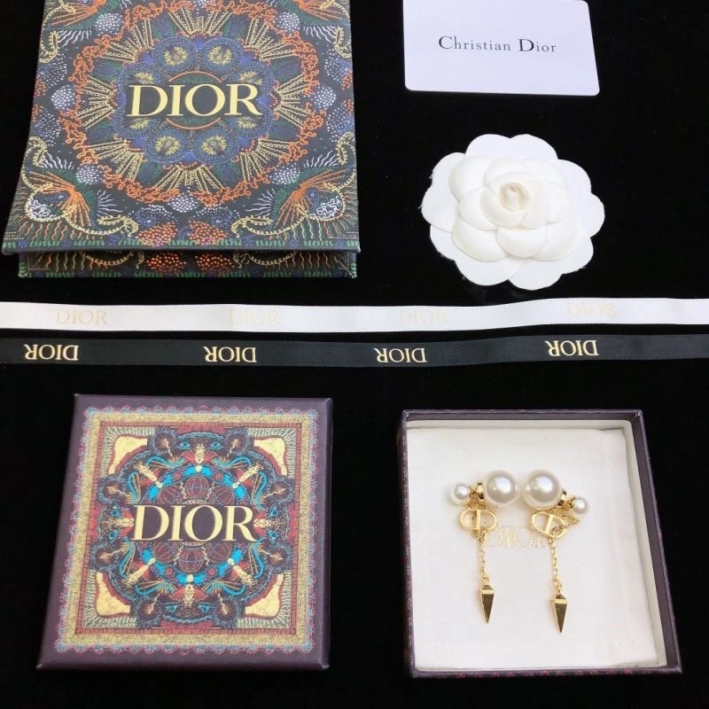 Christian Dior Earrings FashionForward 234228