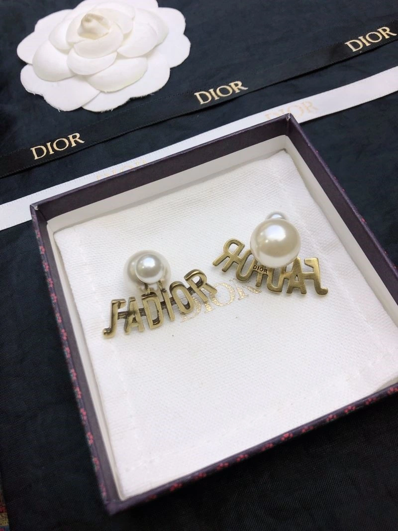 Christian Dior Earrings MoistureWicking 234009