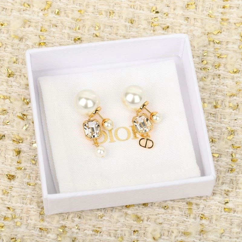 Christian Dior Earrings Practical 233934