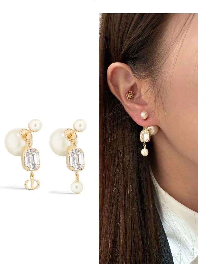 Christian Dior Earrings Practical 233934