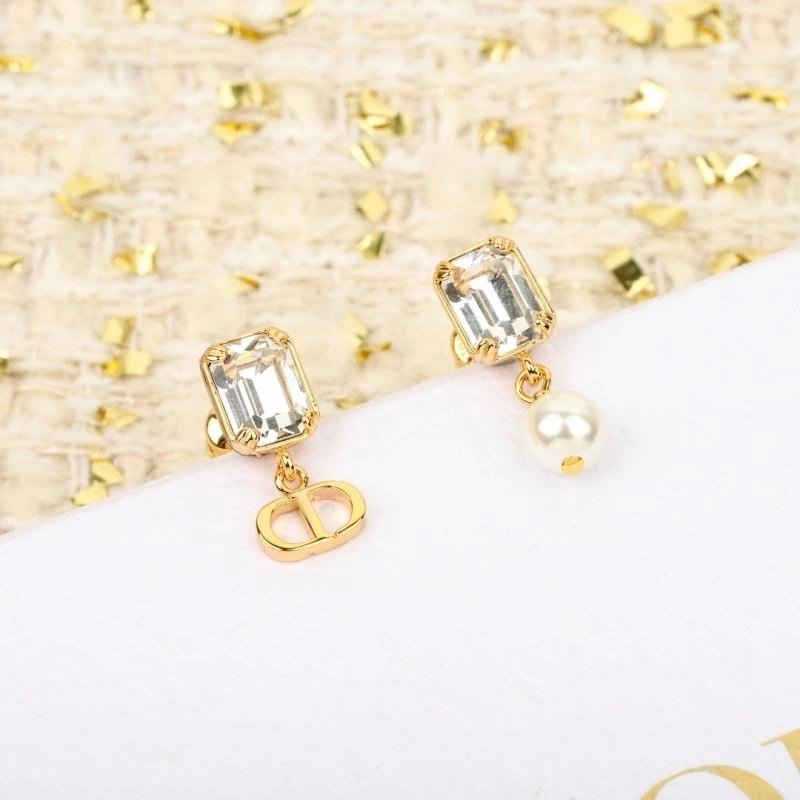 Bold Christian Dior Earrings 233928