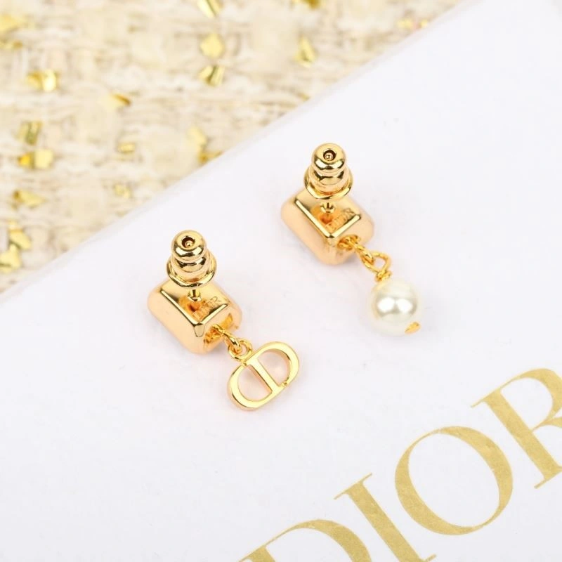 Bold Christian Dior Earrings 233928