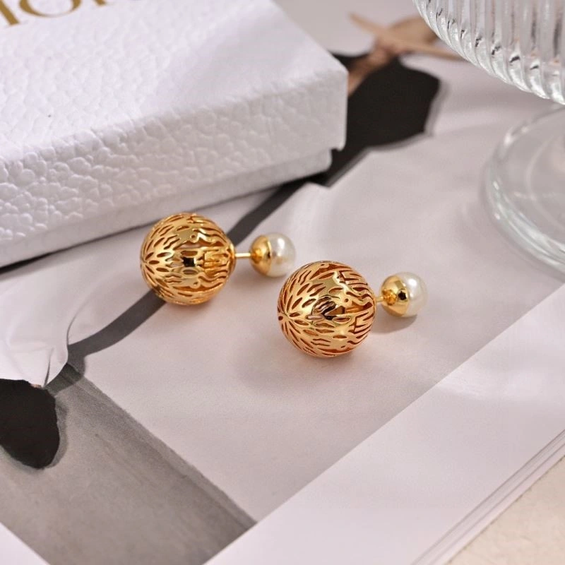 FashionForward Christian Dior Earrings 233954