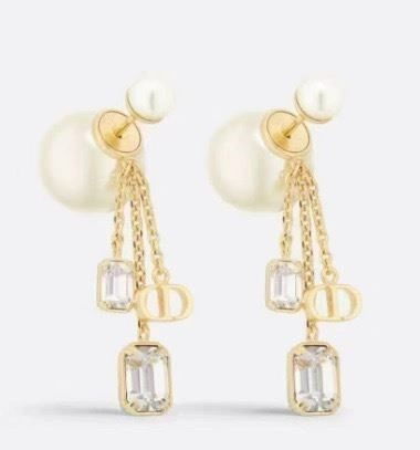 ComfortFit Christian Dior Earrings 233908