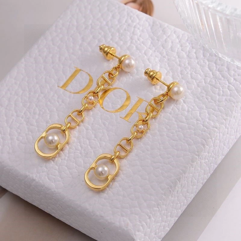 Christian Dior Earrings Compact 233893