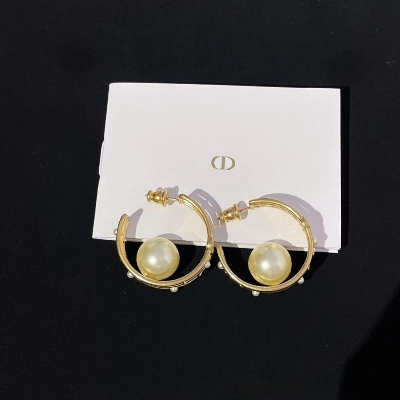 StreetReady Christian Dior Earrings 233931