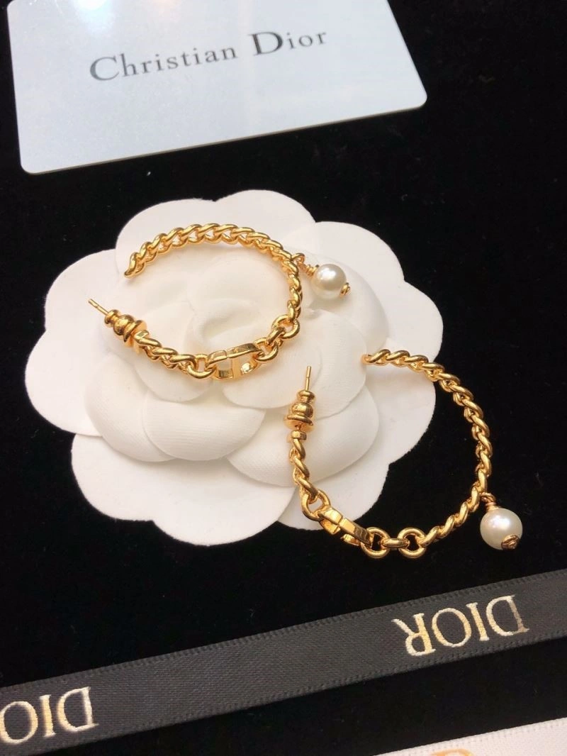 ComfortFit Christian Dior Earrings 233848