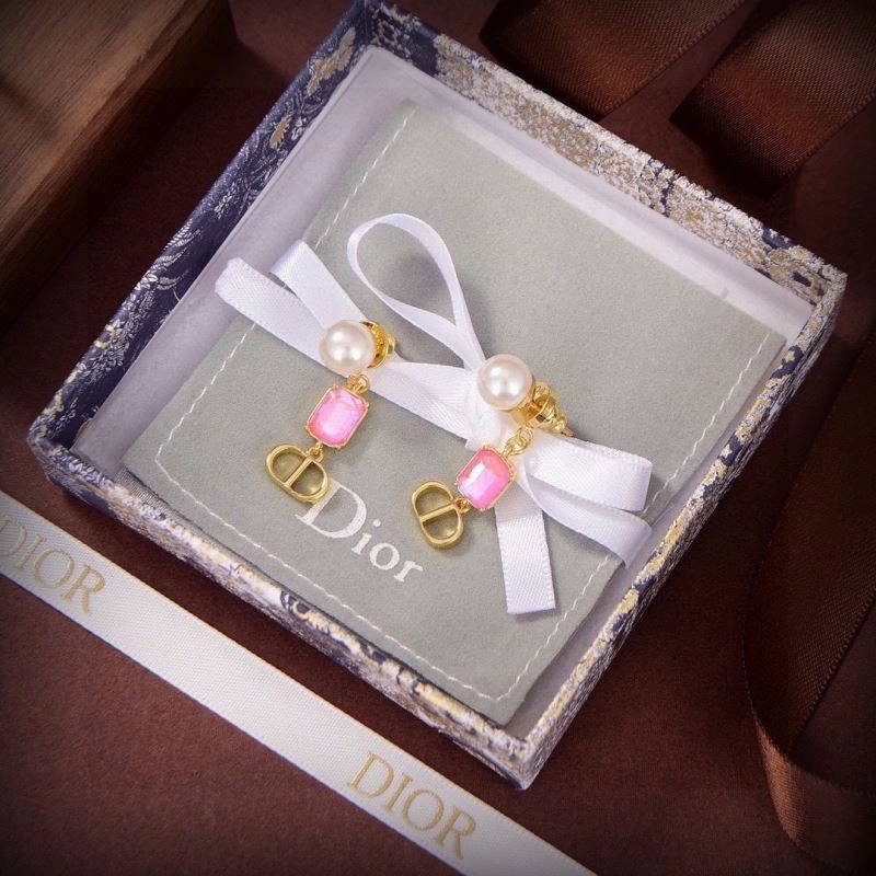 Lightweight Christian Dior Earrings 233858