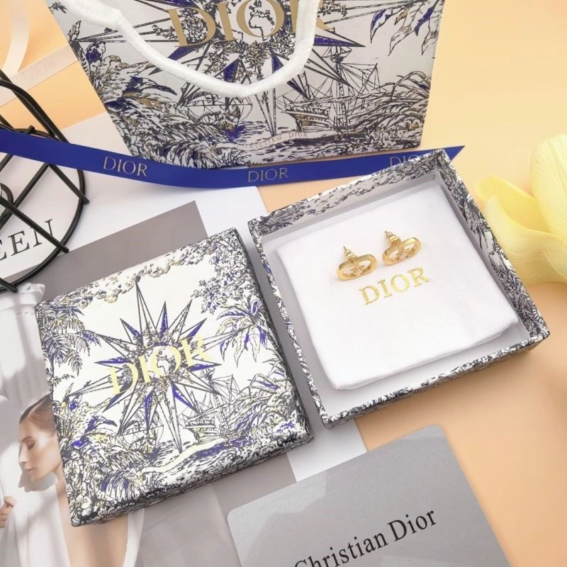 Chic Christian Dior Earrings 233853