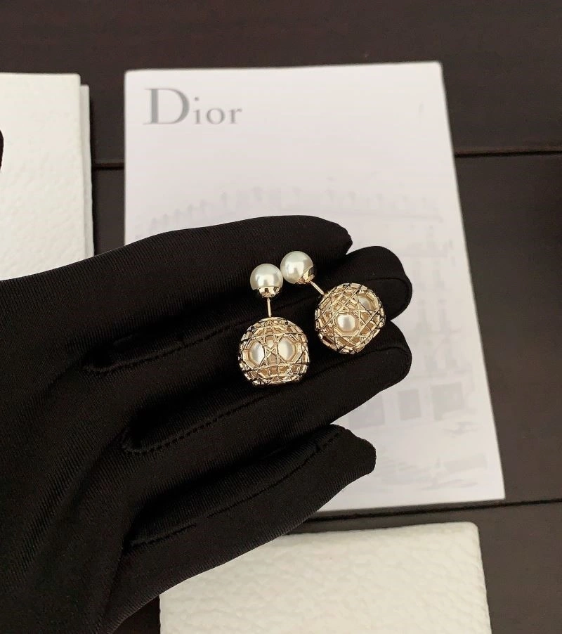 OnTrend Christian Dior Earrings 233849