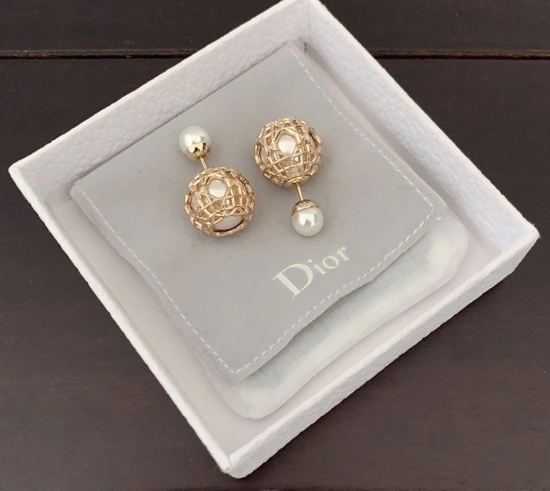 OnTrend Christian Dior Earrings 233849