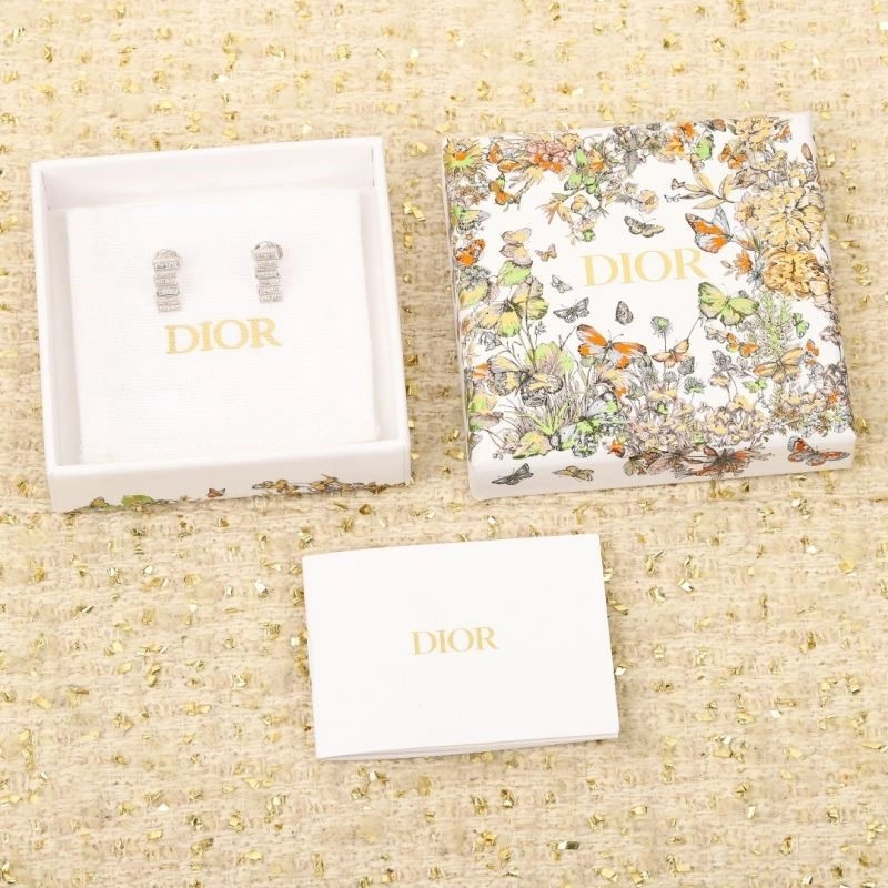 Affordable Christian Dior Earrings 233980
