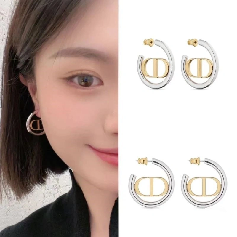 Cozy Christian Dior Earrings 233838