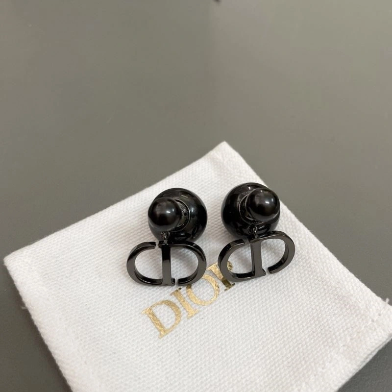 Christian Dior Earrings Youthful 233833