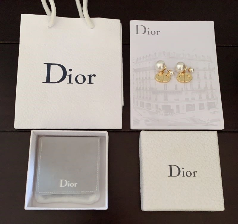 Christian Dior Earrings Durable 233836