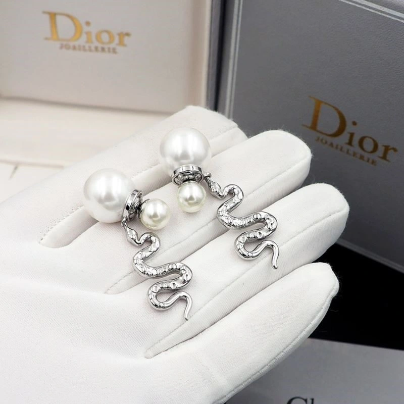 Christian Dior Earrings MoistureWicking 233828