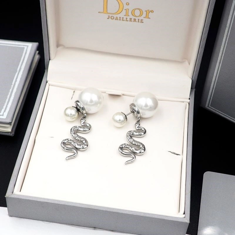 Christian Dior Earrings MoistureWicking 233828