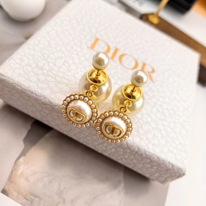Christian Dior Earrings TechFriendly 233667