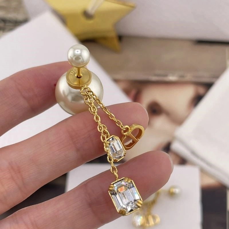 TechFriendly Christian Dior Earrings 233619