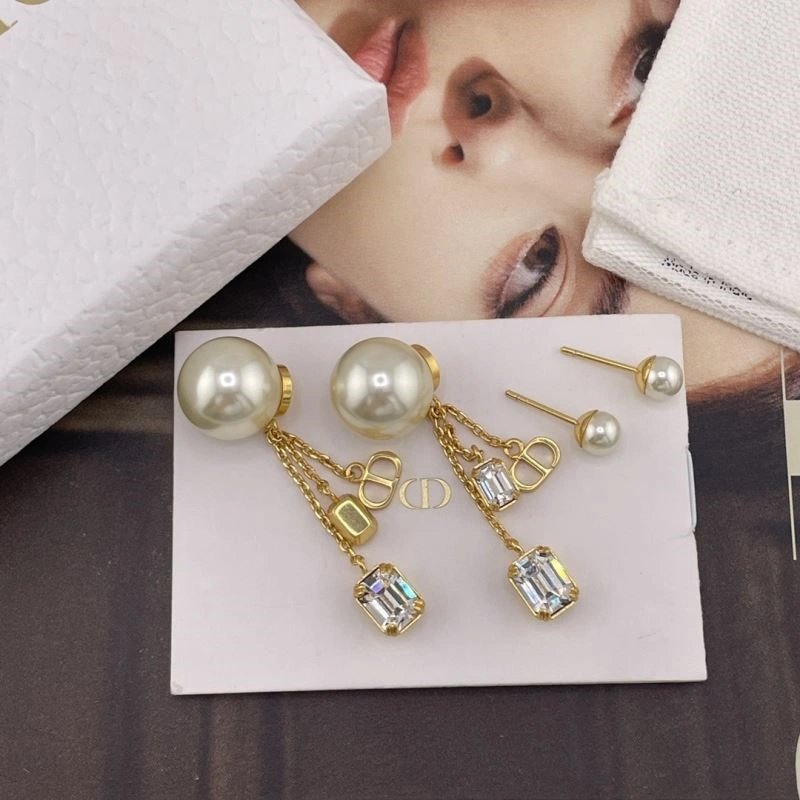 TechFriendly Christian Dior Earrings 233619