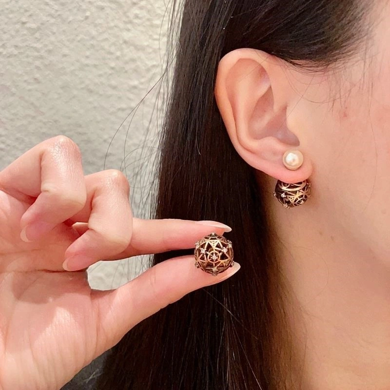 Christian Dior Earrings Popular 233630