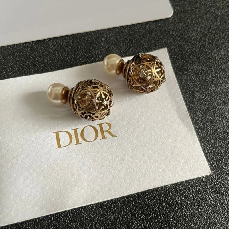Christian Dior Earrings Popular 233630