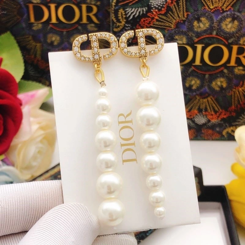 Christian Dior Earrings Snug 233614