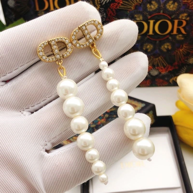 Christian Dior Earrings Snug 233614