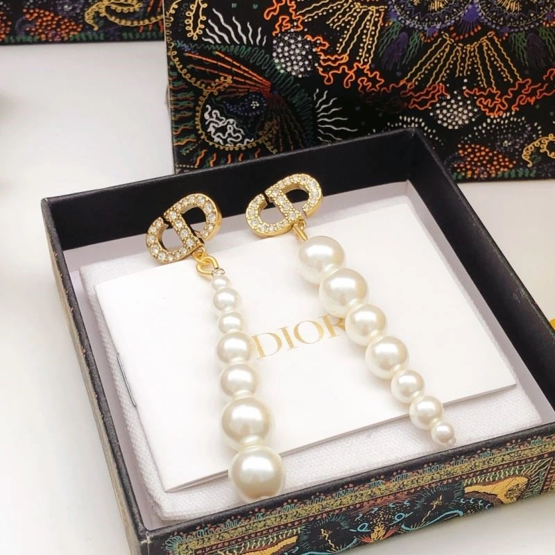 Christian Dior Earrings Snug 233614
