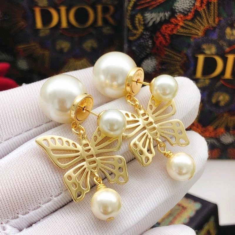 Christian Dior Earrings FreshLook 233612