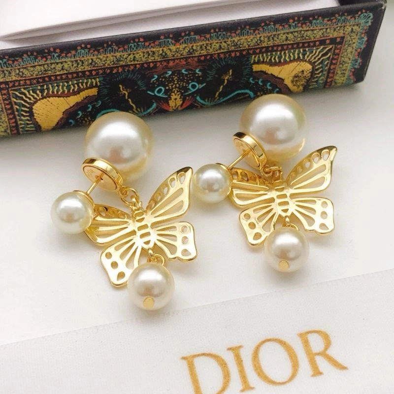 Christian Dior Earrings FreshLook 233612