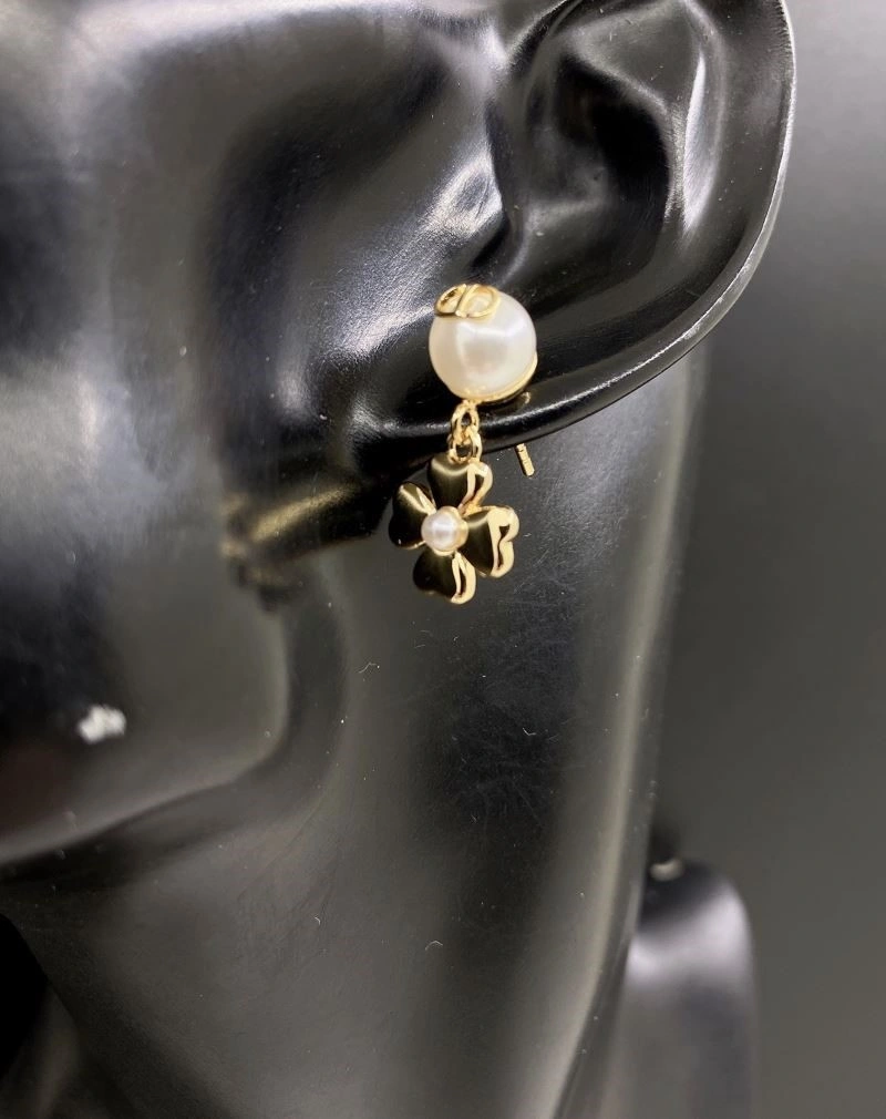 Christian Dior Earrings HighQuality 233604