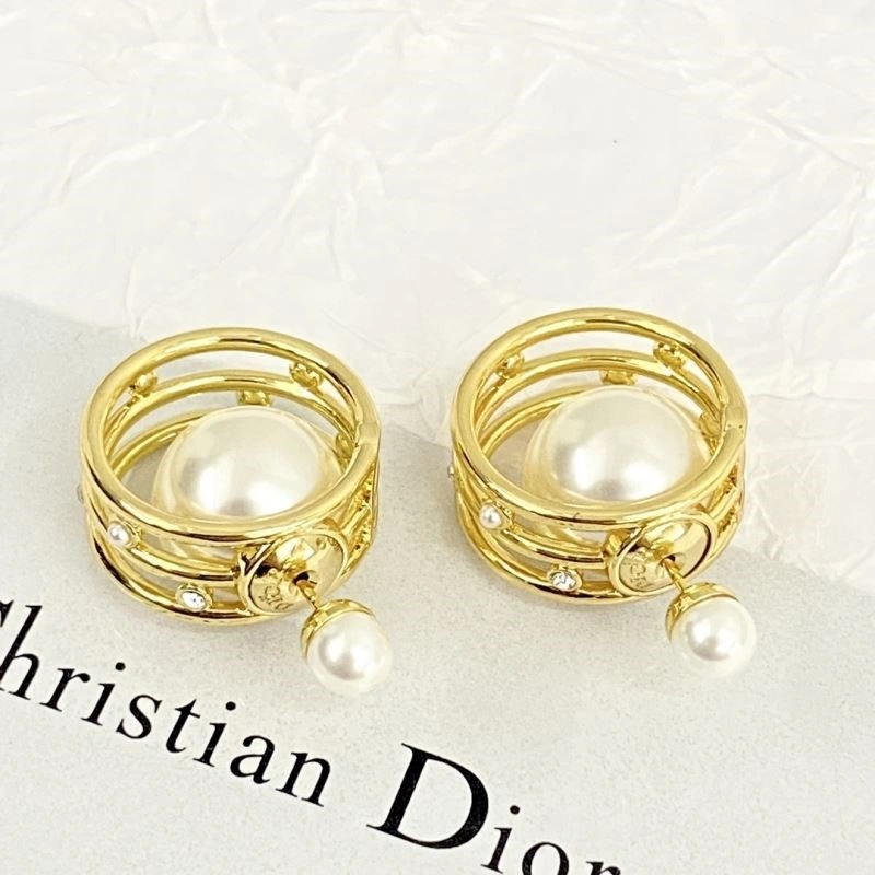 Christian Dior Earrings UrbanStyle 233574