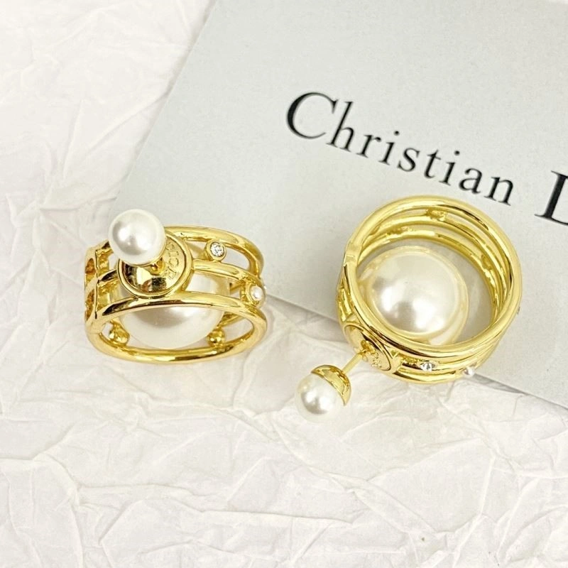 Christian Dior Earrings UrbanStyle 233574