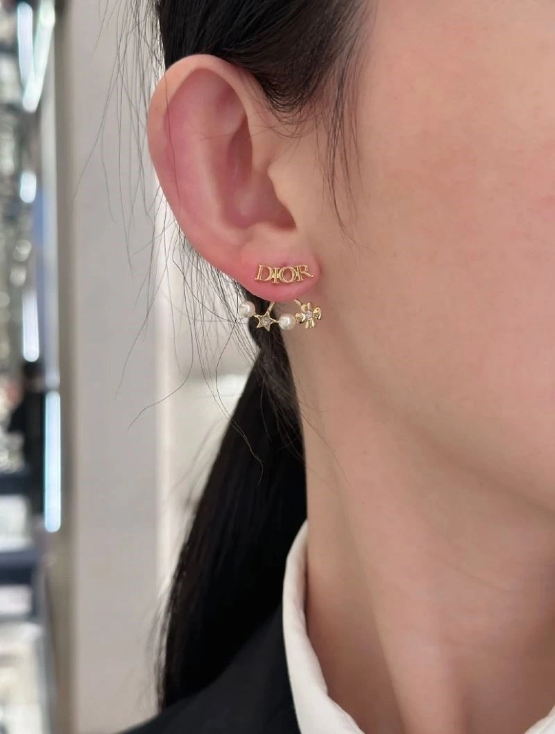 Christian Dior Earrings Refined 233564