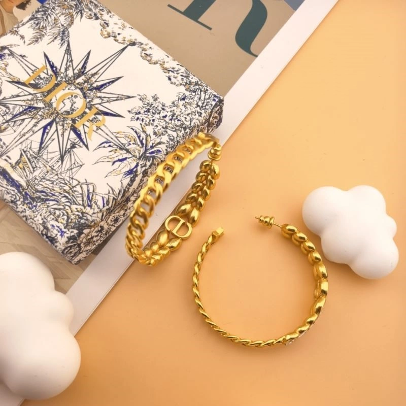 TechFriendly Christian Dior Earrings 233563