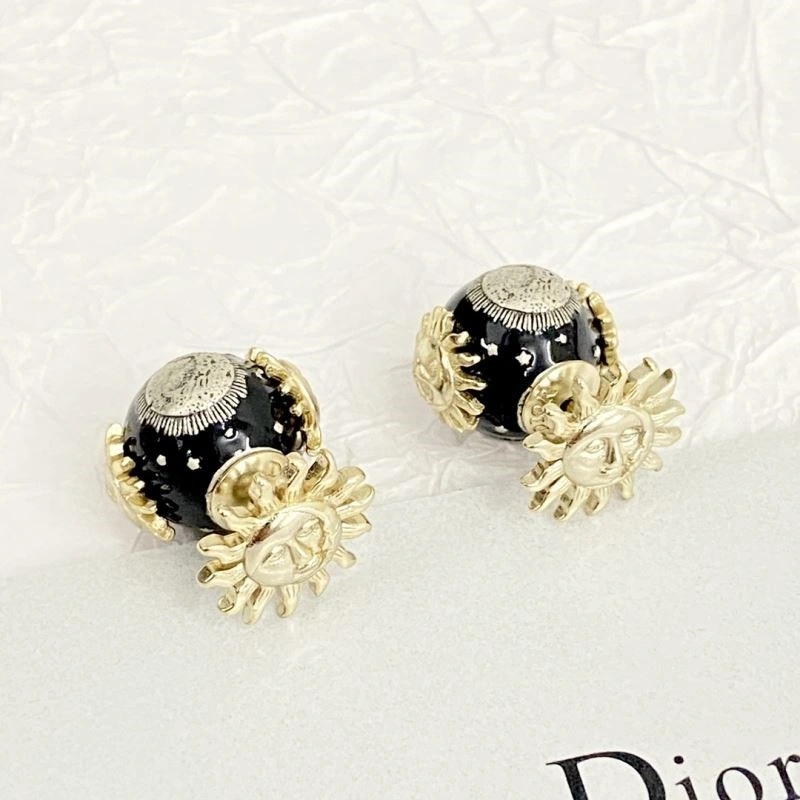 Christian Dior Earrings MultiPurpose 233566