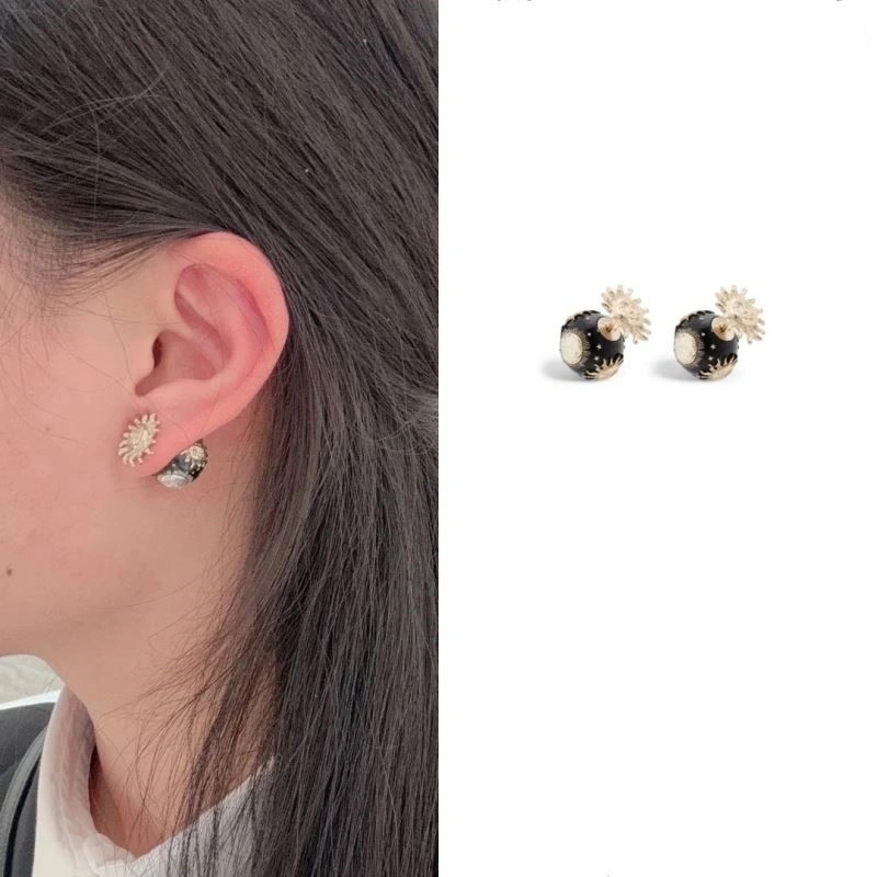 Christian Dior Earrings MultiPurpose 233566