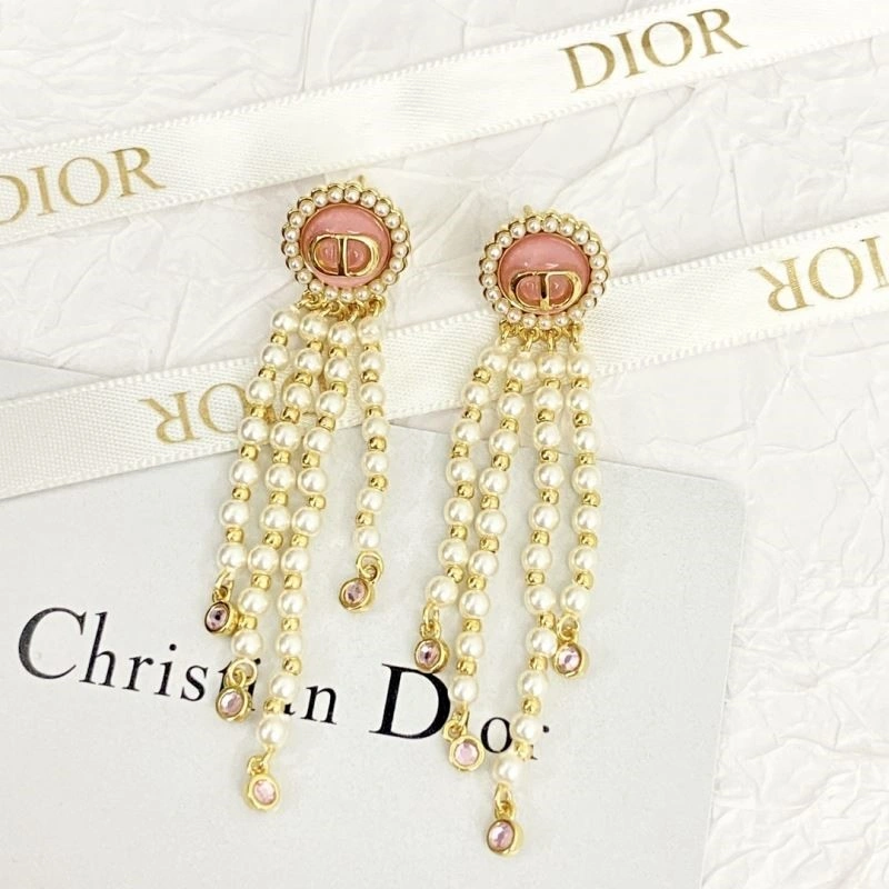 Soft Christian Dior Earrings 233546