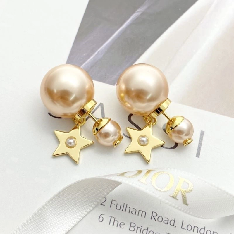 Timeless Christian Dior Earrings 233535