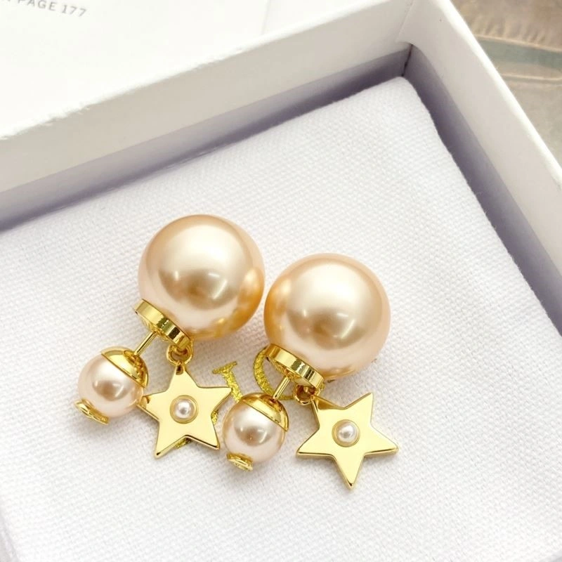 Timeless Christian Dior Earrings 233535