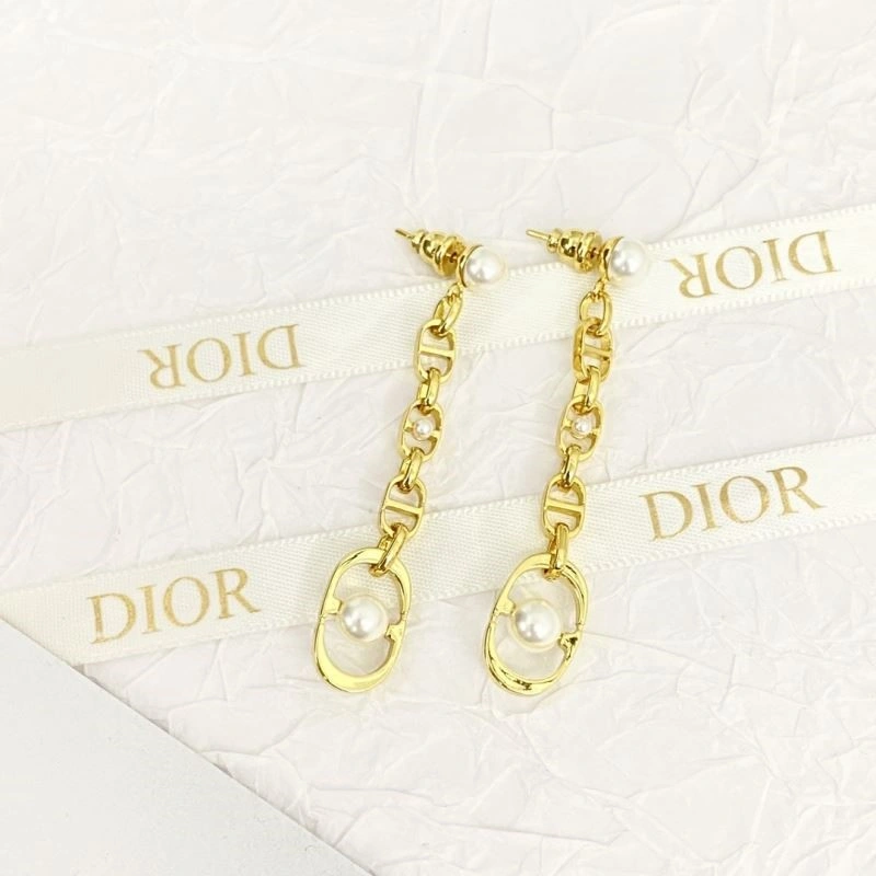 Attractive Christian Dior Earrings 233538