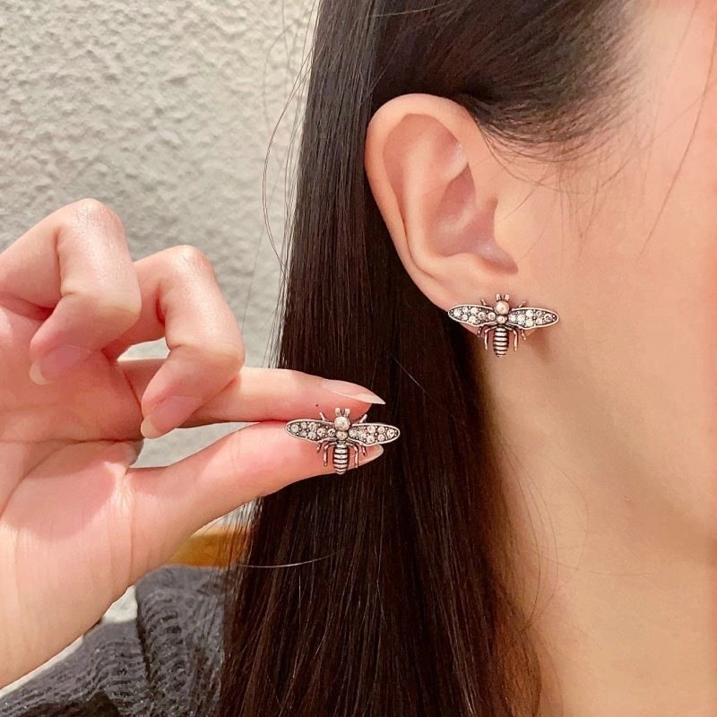 Sporty Christian Dior Earrings 233544
