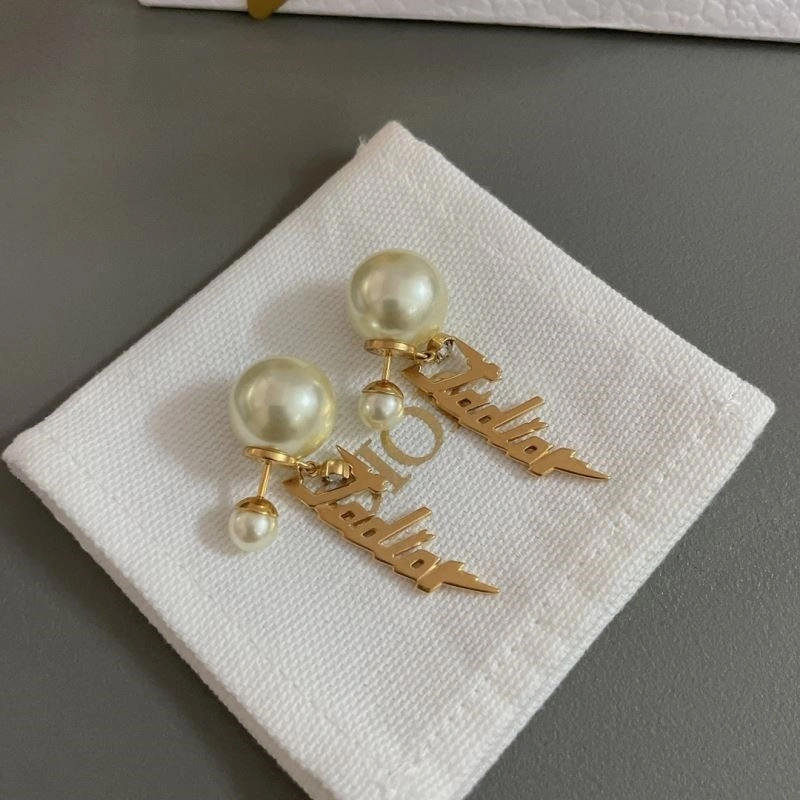 Christian Dior Earrings HighQuality 233550