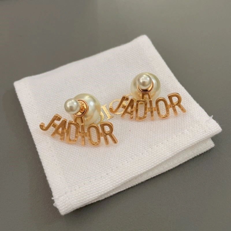 Christian Dior Earrings Soft 233572