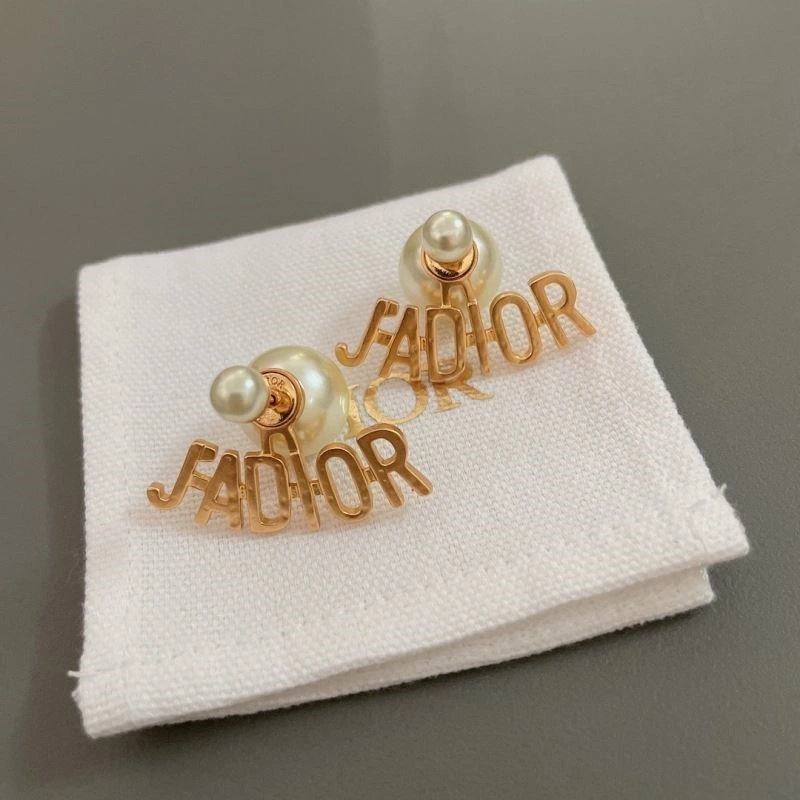 Christian Dior Earrings Soft 233572