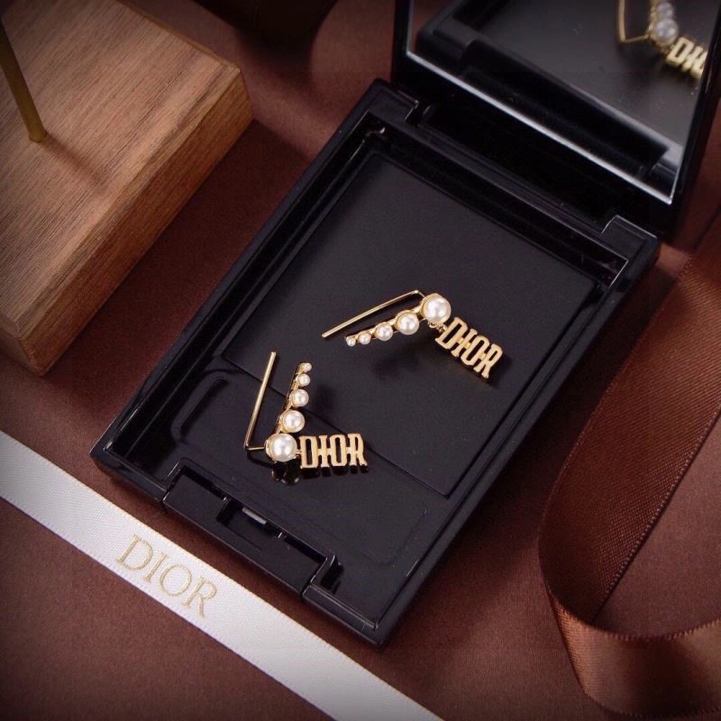 Christian Dior Earrings SmoothTexture 233522